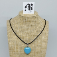 Ketting met hanger met stenen hart turquoise/grijze lijnen